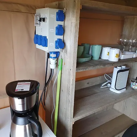Camping De Oude Rijn Ter Aar Room photo